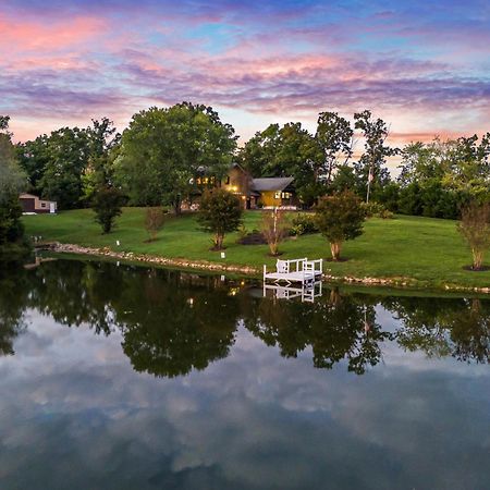 Haven On The Pond Villa Пиджен Фордж Екстериор снимка